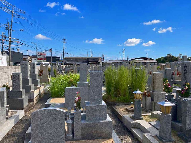百舌鳥共同墓地