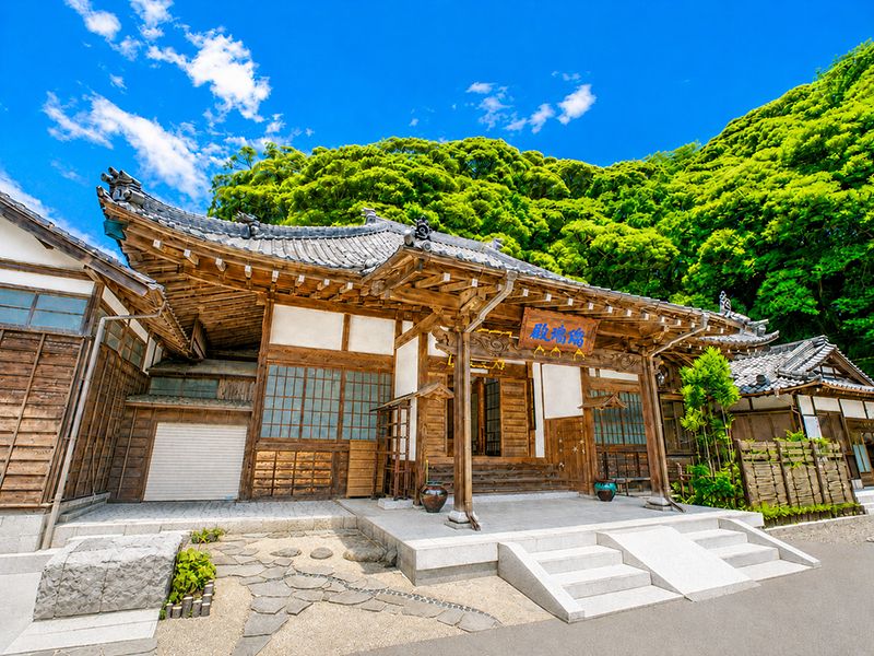 本堂