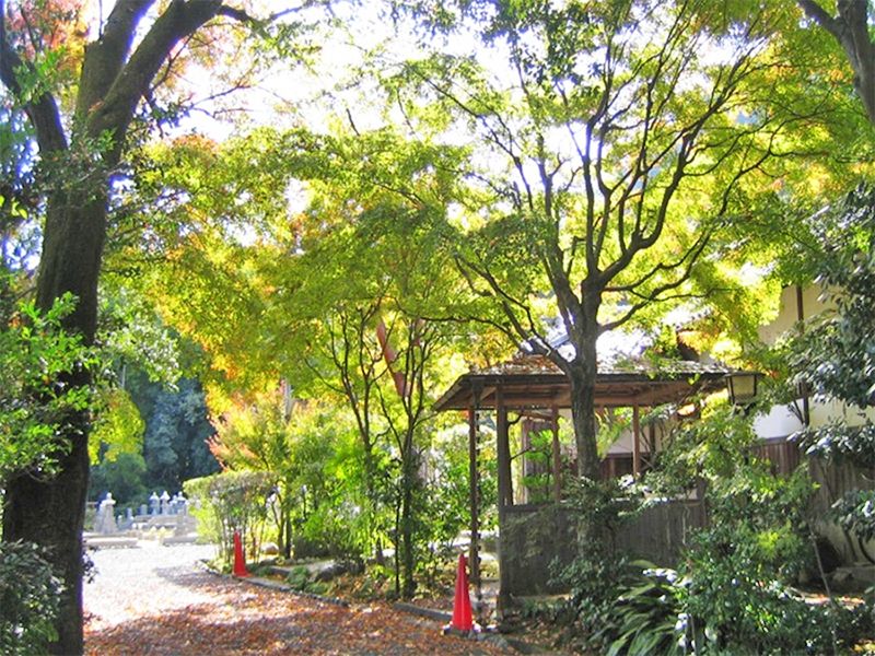 嵯峨村雲霊苑