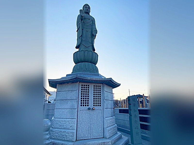 洞泉院 永代供養塔