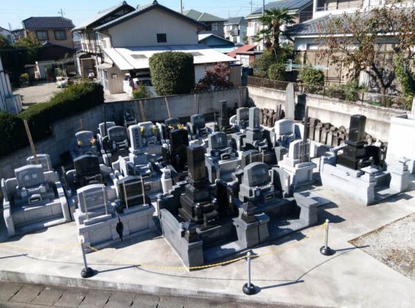 東貝沢共同墓地