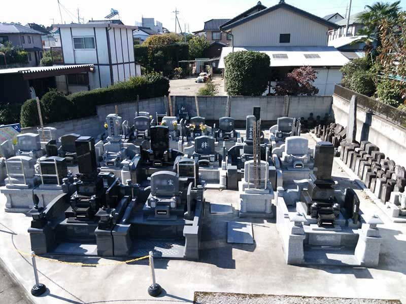 東貝沢共同墓地