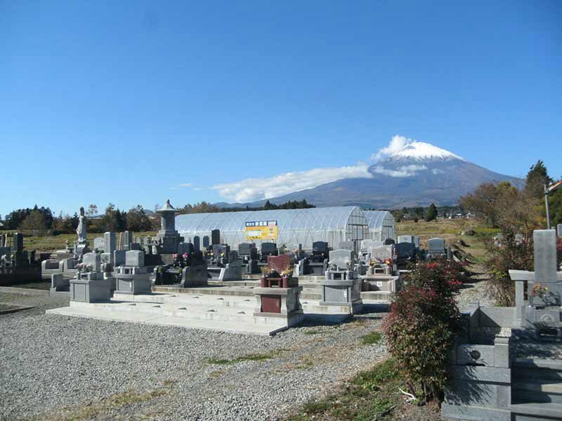 御殿場市ぐみ沢霊園樹木葬