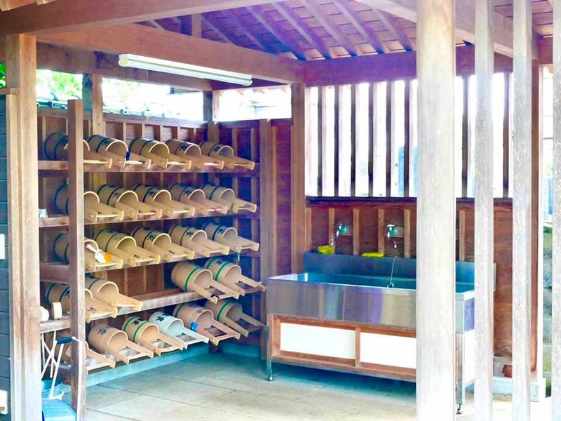 水場を備え、安心してお参りいただけます