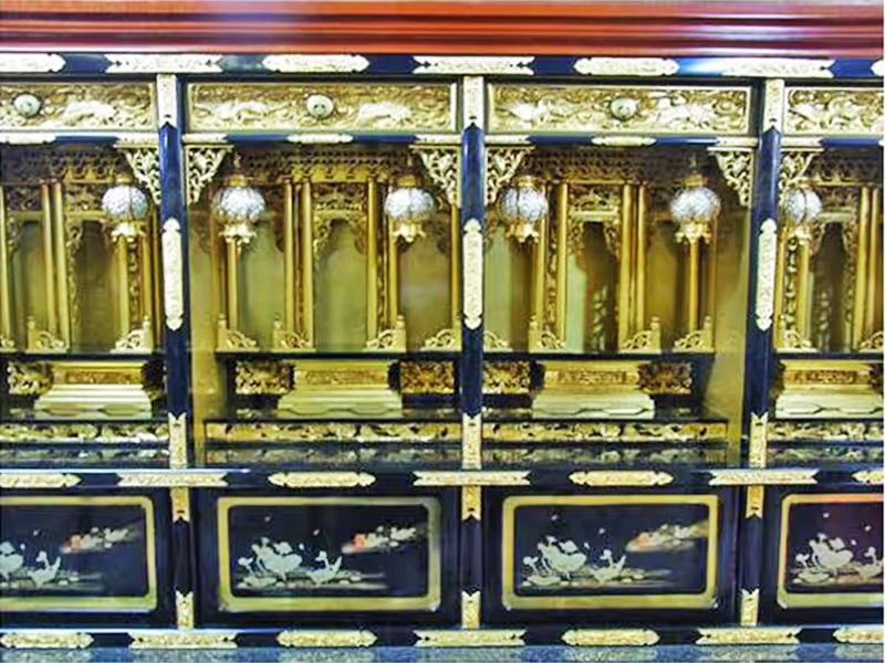 聞乗寺 御堂内墓地 納骨堂内観 正面