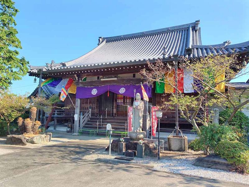 本堂外観
