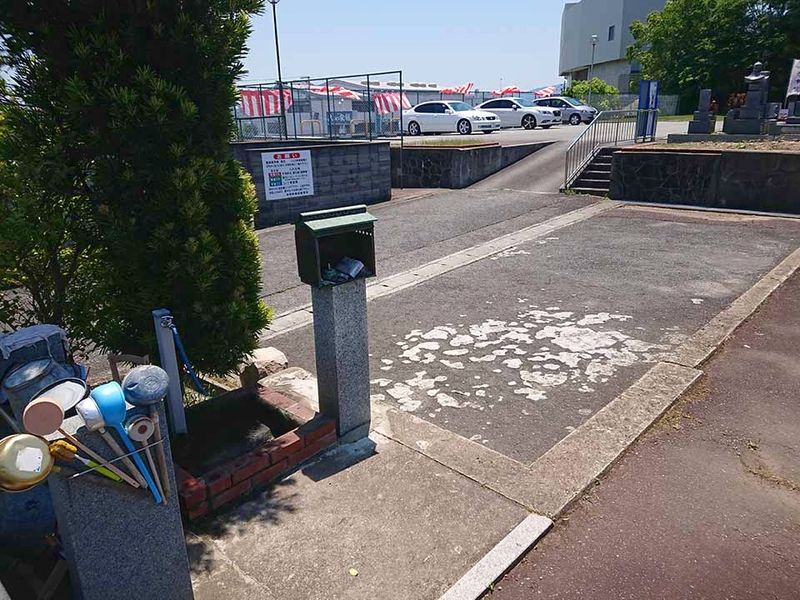 唐熊霊苑 駐車場