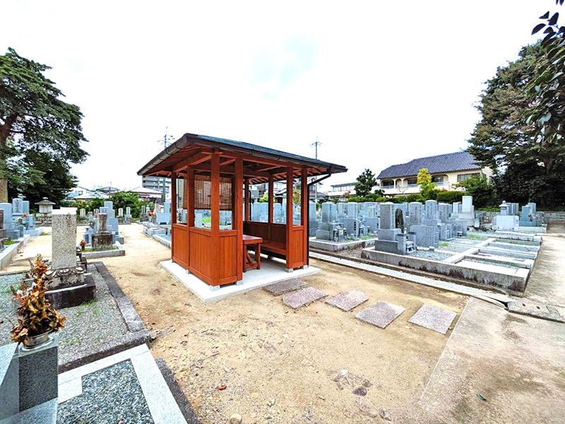 境内墓地
