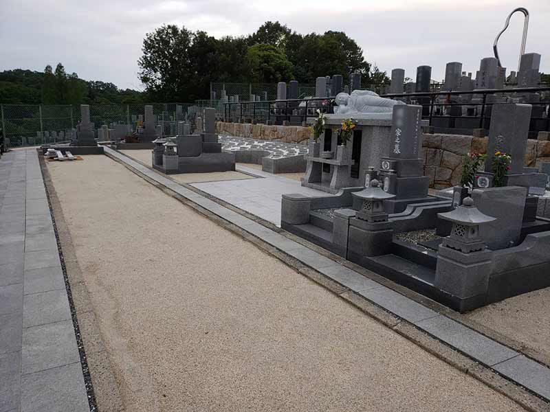 平和公園 威音院墓地