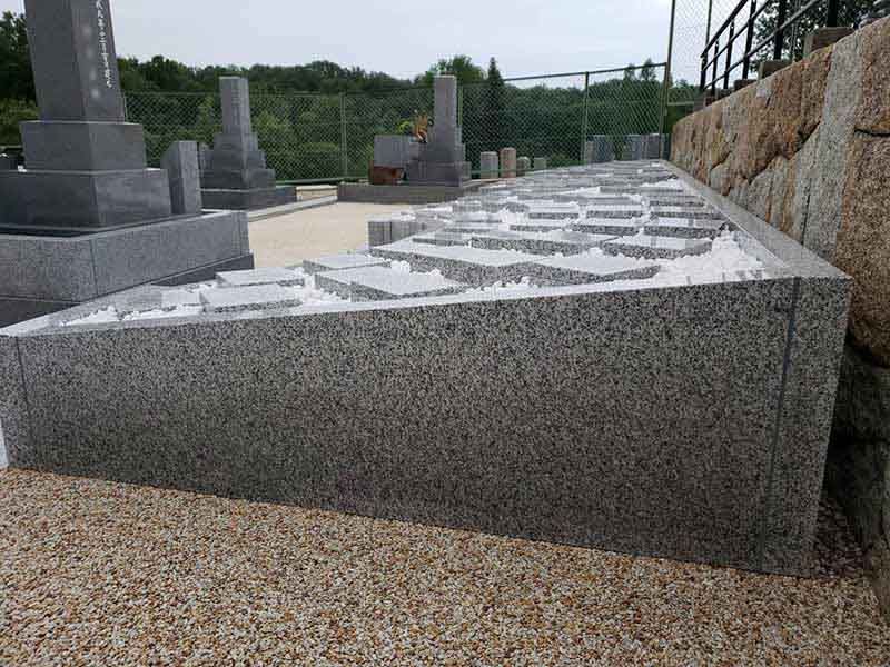 平和公園 威音院墓地