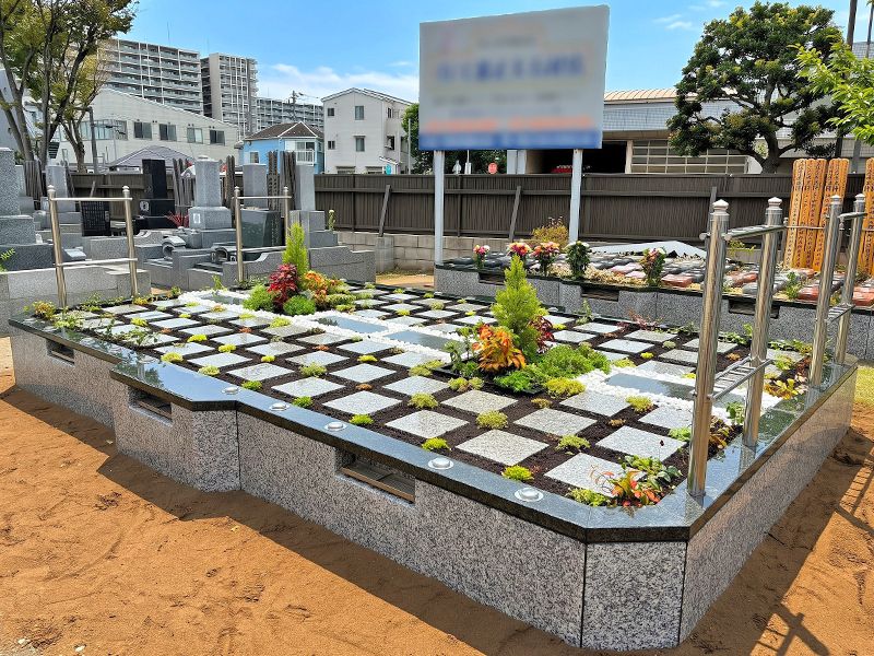 プレミアム湘南辻堂駅前樹木葬墓地 第 4 期