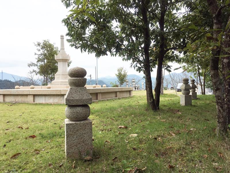 奈良山霊苑