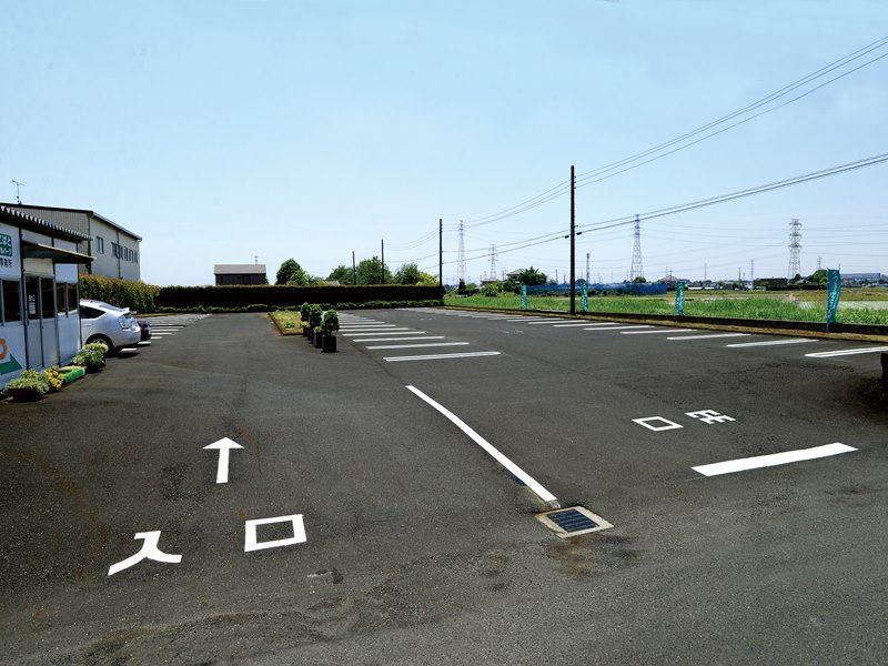 しらこばとメモリアルパーク　駐車場