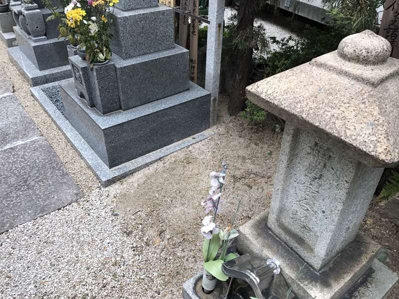 長久寺墓地