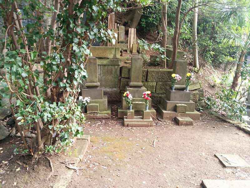 妙秀山 樹源寺　和型墓石