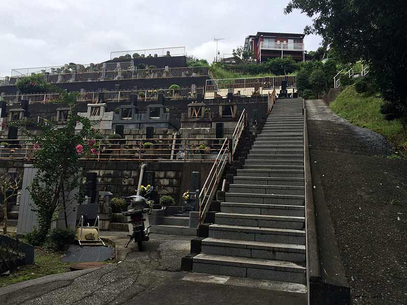 東光寺　墓域周りにある柵