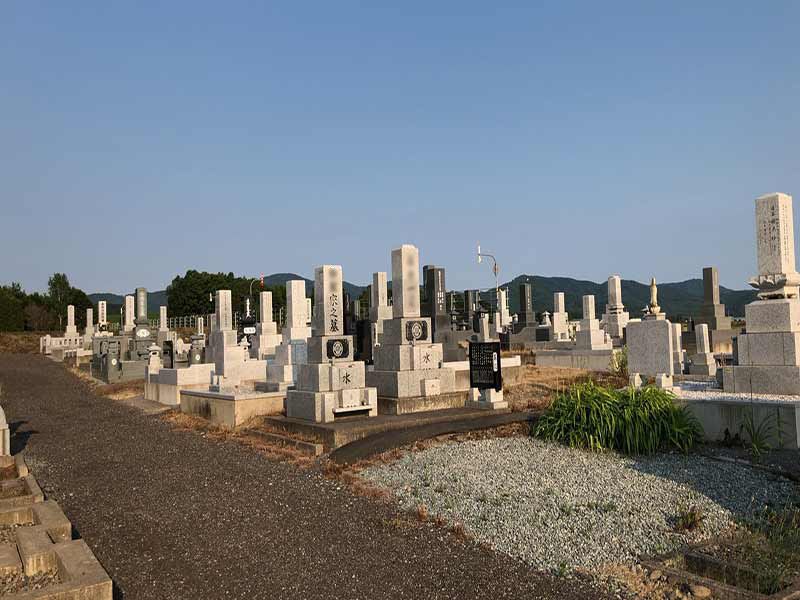 士別市営　武徳墓地