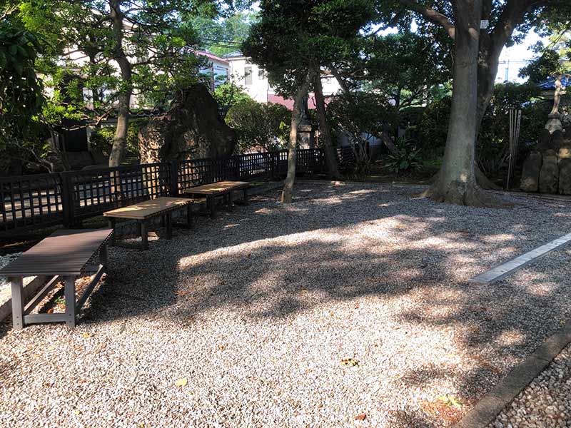 荘厳寺墓苑