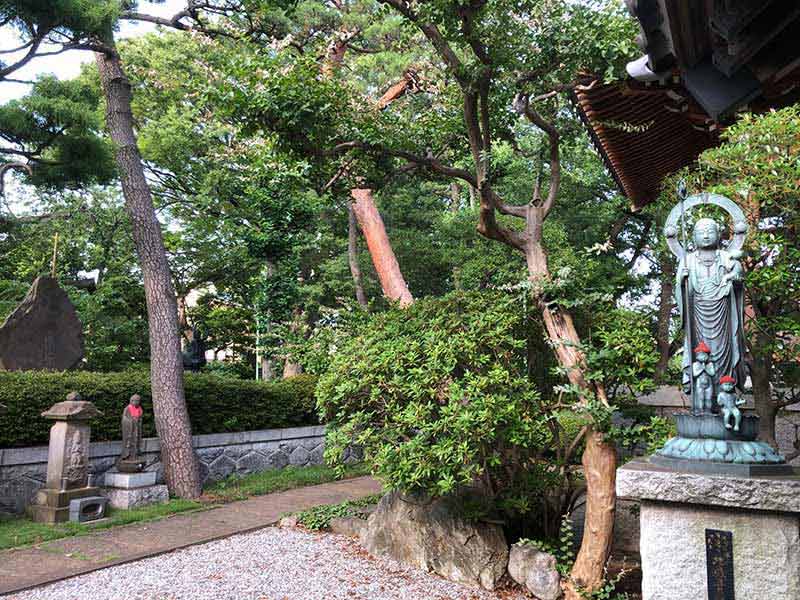 荘厳寺墓苑
