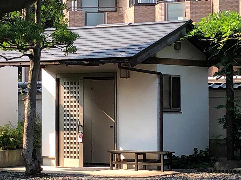 荘厳寺墓苑