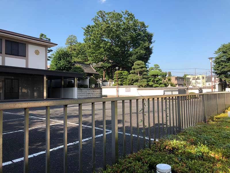 荘厳寺墓苑