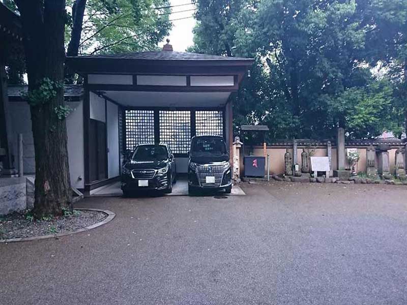 松林山 大圓寺（大円寺｜通称：大黒寺）　屋根付き駐車場