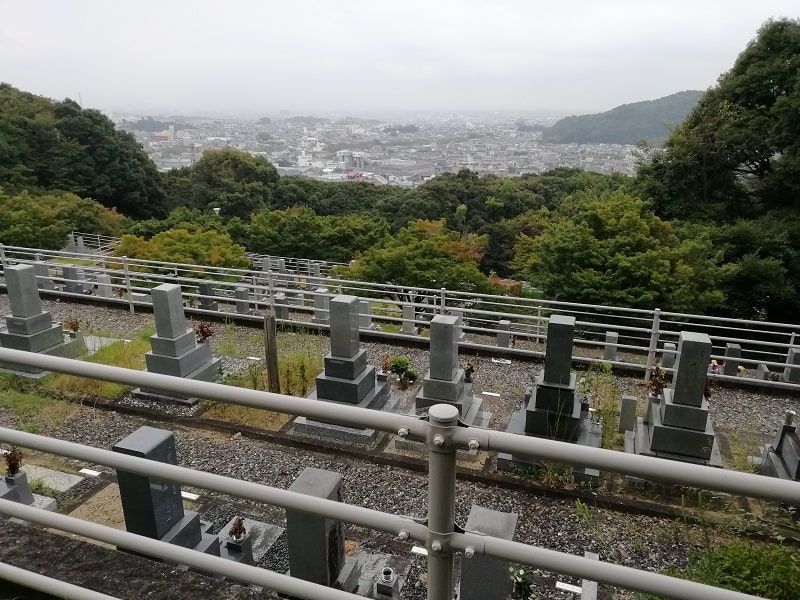 御油霊園にあるお墓から見える風景