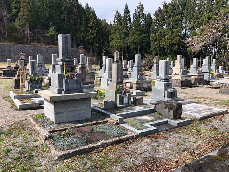 白山市営 桑島墓地公苑