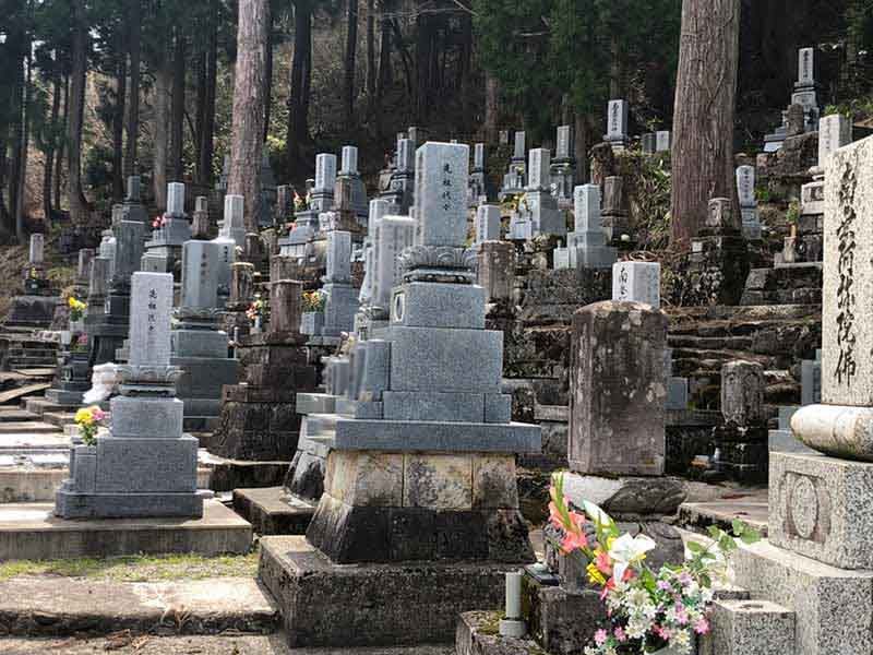 白山市営 白峰墓地公苑