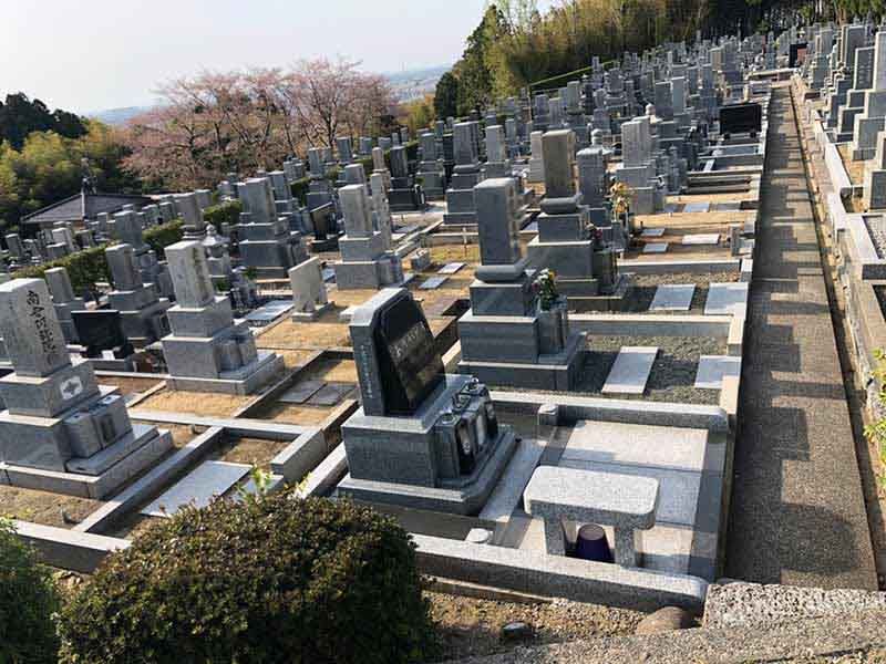 額菩提樹苑