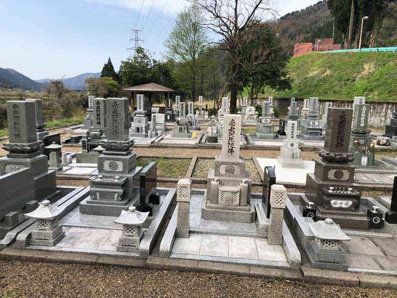 白山市営 かわち墓地公苑