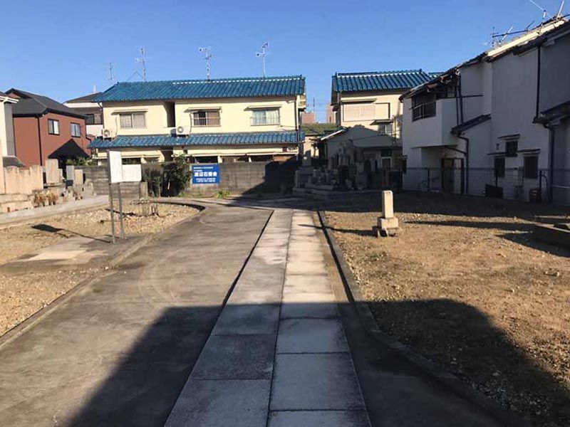 大鹿墓地