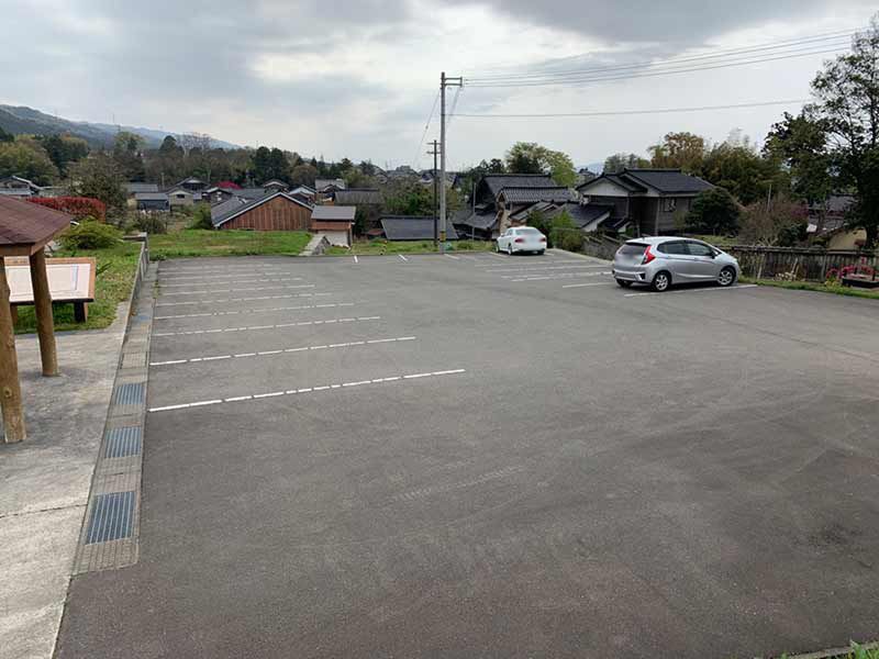 中能登町営 墓地公苑とりや