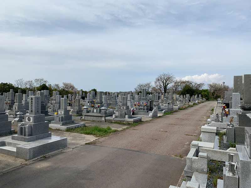 宝達志水町営 奉祖見霊園