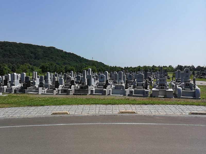 帯広市営　中島霊園