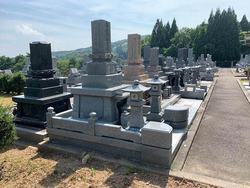 氷見市営 東原墓地公園