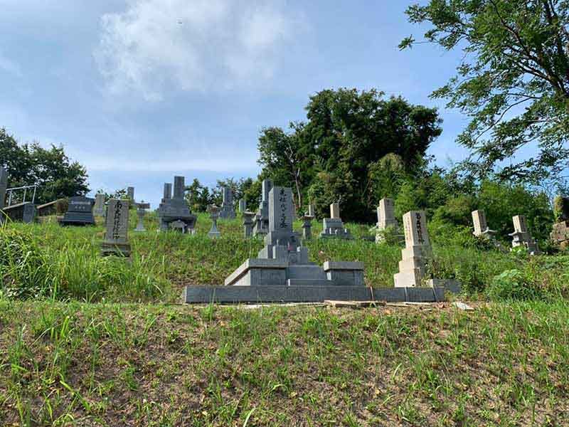 氷見市営 村上墓地