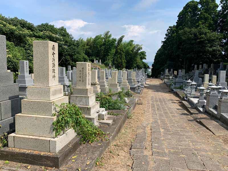 氷見市営 村上墓地