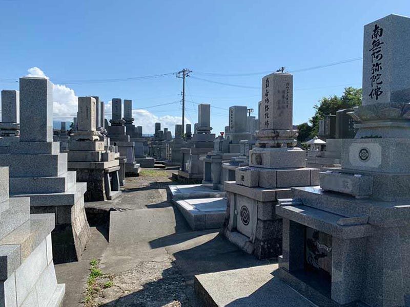 朝日町営 東草野墓地