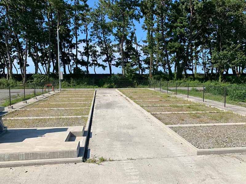 朝日町営 浜草野墓地