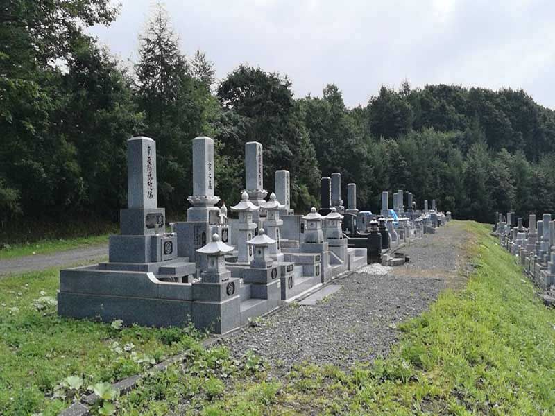 厚真町営　厚真中央霊園