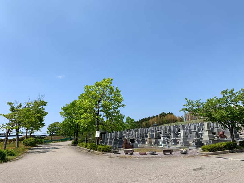 金沢市営 奥卯辰山墓地公園(金沢市)の交通アクセス・お墓の詳細情報 資料請求【ライフドット公式】 金沢市営 奥卯辰山墓地公園(金沢市)の交通アクセス・お墓の詳細情報 資料請求【ライフドット公式】