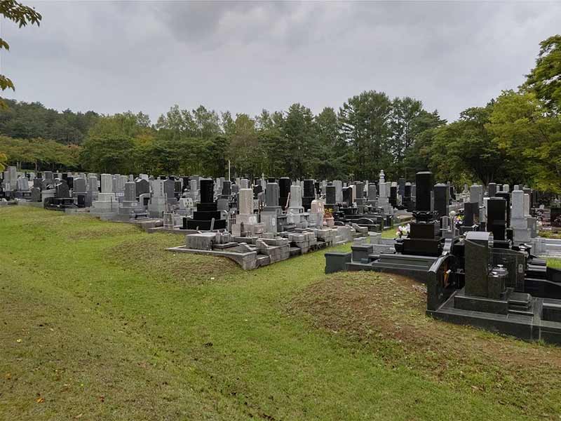 青森市月見野霊園