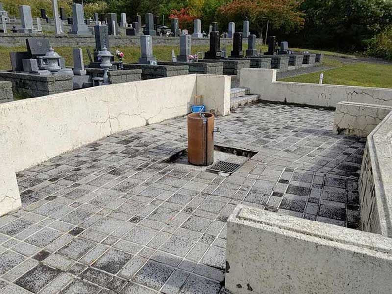 青森市浪岡墓園