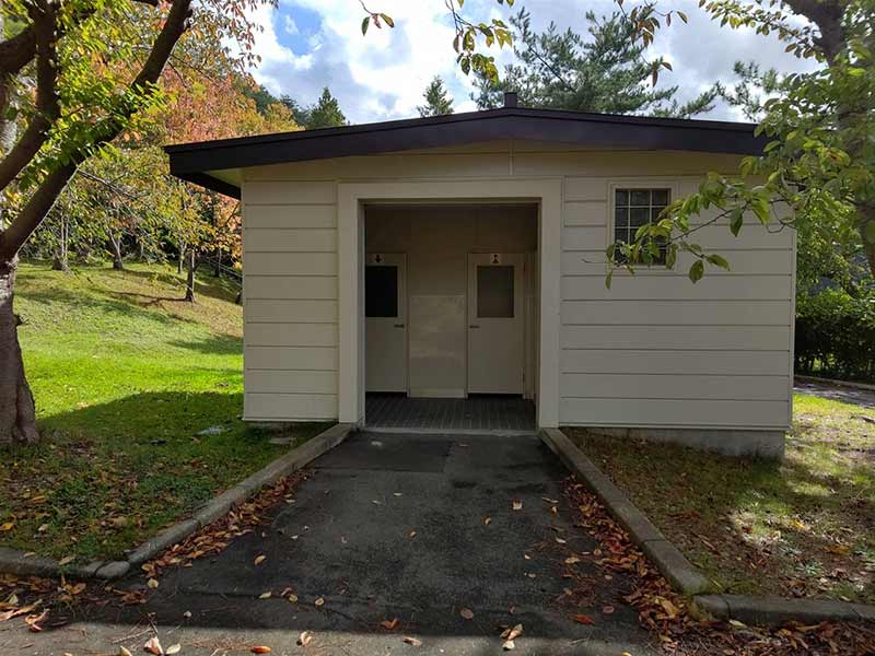 青森市浪岡墓園