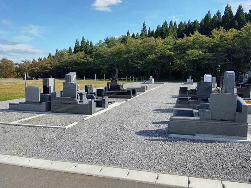 むつ市墓地公園