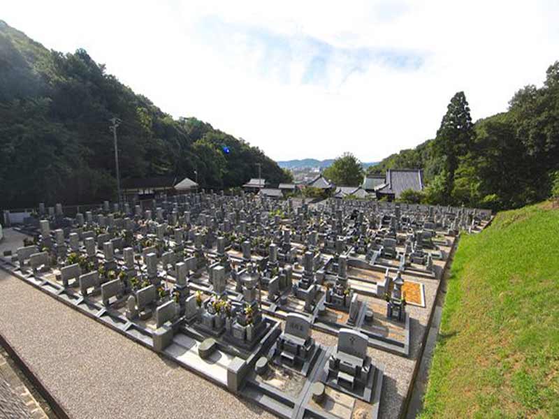 安住院みかい霊園
