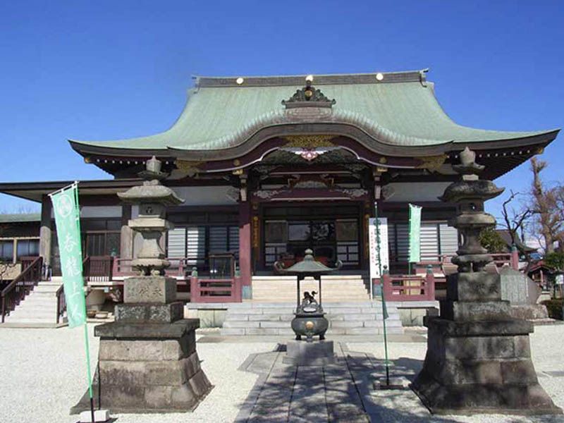 一ノ割駅前霊園　園内本堂