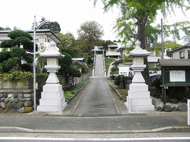 長源寺　公道からのアクセス良好