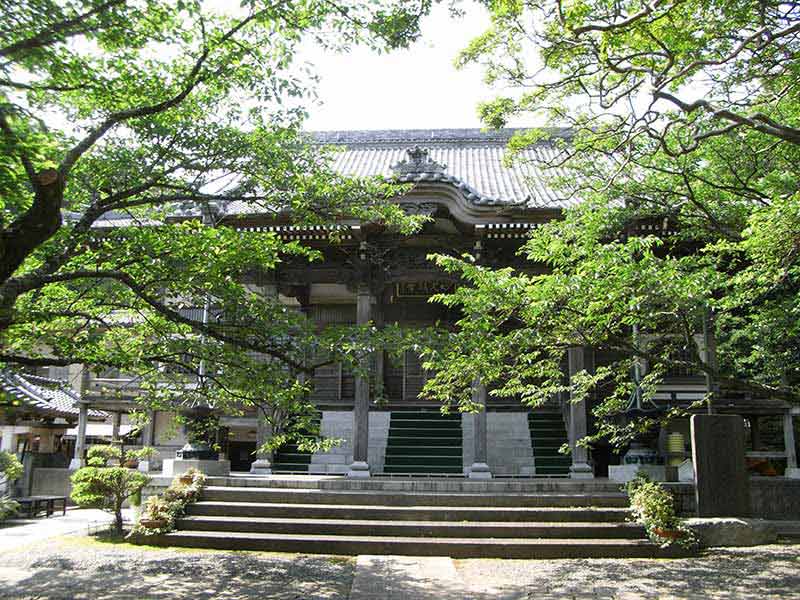 妙光寺 静かで趣がある本堂
